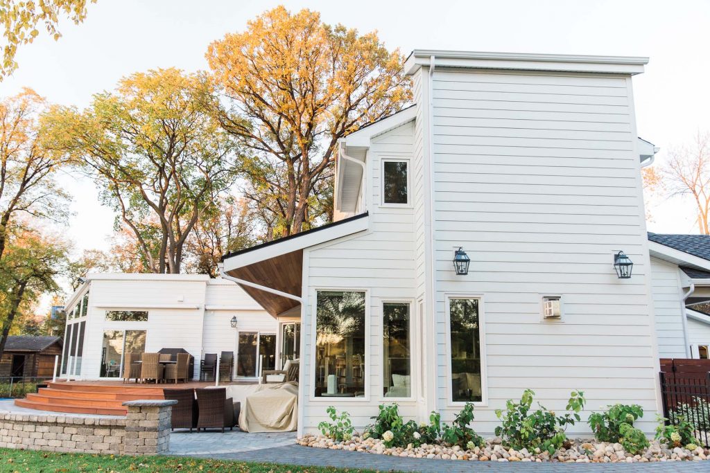 James Hardie siding on side of Winnipeg home